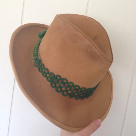 Vintage leather hat - Picture 5 of 7